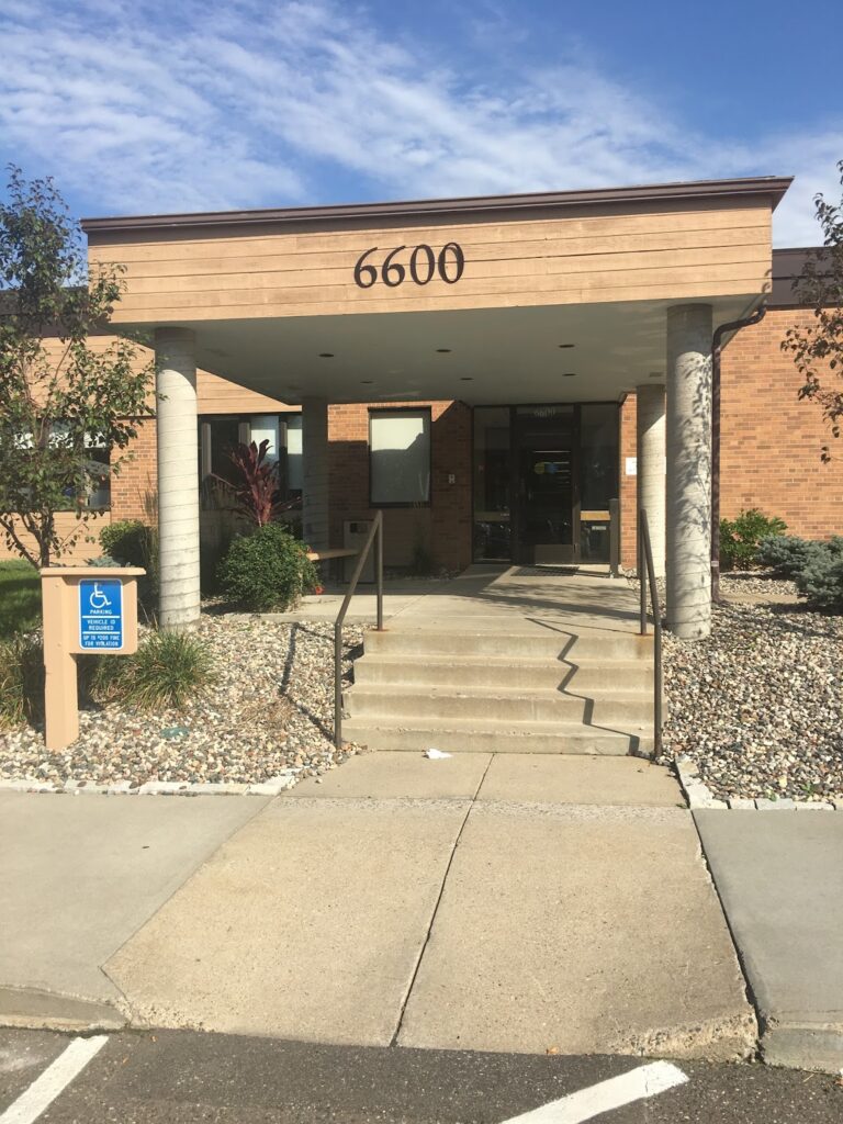 Park Nicollet Sexual Medicine and Male Infertility Clinic St. Louis Park Creekside gallery photo