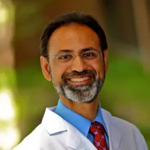 Doctor photo: Naveed Khan, M.D.