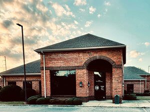 Henderson & Walton Women’s Center Tuscaloosa office exterior